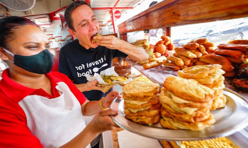 Indian Food YOU WON’T Find in India!! EXTREME DOUBLES + Curry Roti in Trinidad & Tobago!!