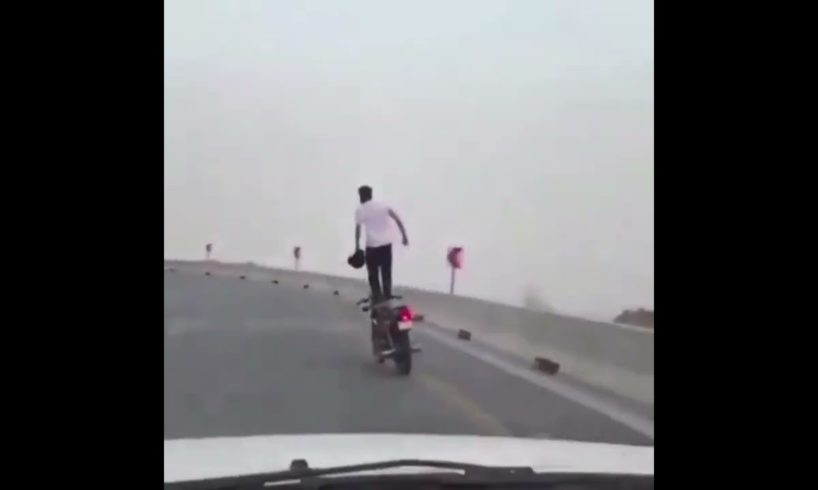 crazy bike riding , people are awesome 👍👍👍#shorts #ytshorts #viral #bike