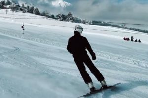 snowboarding time #foryou #skiingislife #snowboarding #wintergames #wintergameindia