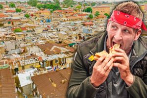 Street Food in South Africa’s Most Dangerous Slum!! Alexandra Township!!