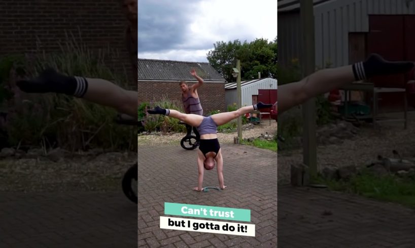 This is what 100% trust looks like🤸‍♀️🤸‍♀️ #shorts