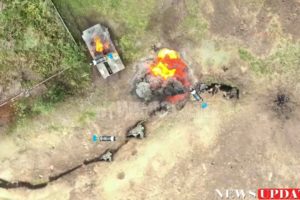 Ukrainian drones drop bombs on Russian troops hiding in trenches near Bakhmut