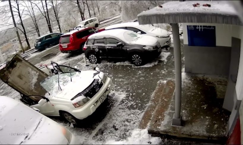 man nearly died while cleaning snow on his car