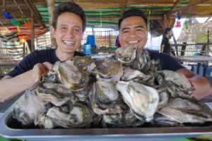 Philippines OYSTER MOUNTAIN!! Best Filipino Food + Fresh Eels in Cebu!!