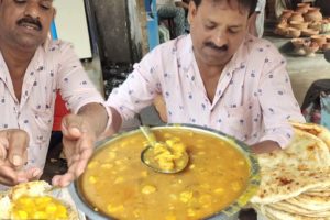 Early Morning Best Breakfast in Kankinara | Sada Paratha with Aloo Soyabean Curry 6 Rs/ Each