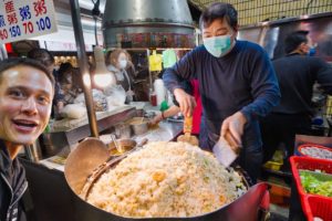 King of FRIED RICE - He Cooks 45 Plates at a Time!! | Taiwanese Street Food!!