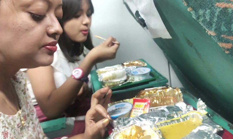 ট্রেন এ এলাহি খাওয়া দাওয়া | Howrah to Puri Satabdi Express Train Full Meal | Rice - Ruti - Chicken