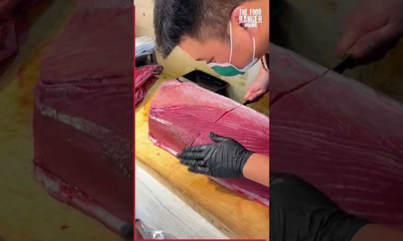 $10,000 tuna sashimi cutting in Taiwan (satisfying)