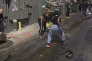 Girl Fights #35 || Madness In The Streets || Street Fights || Hood Fights||