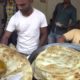 Spicy & Tasty Breakfast in Kankinara || Paratha with Aloo Curry @ 5 rs Each || Indian Street Food