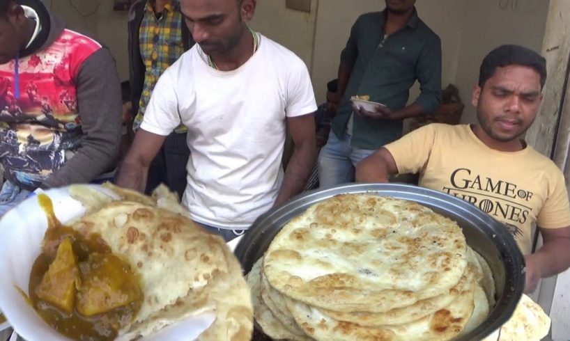 Spicy & Tasty Breakfast in Kankinara || Paratha with Aloo Curry @ 5 rs Each || Indian Street Food