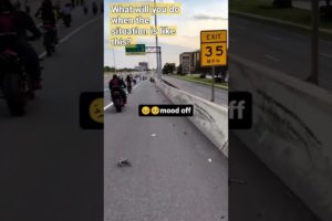 What will you do as a biker if you face this kind of situation.