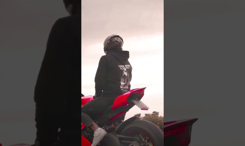 LOOK MOM - I CAN FLY / Hoodie - brutal-bikes.com