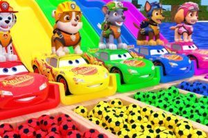 PAW Patrol - McQueen Car Assembly Surprise Soccer Ball With Mighty Pups Ultimate Rescue