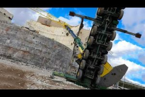 Amazing Dangerous Idiots Crane Operator Skill - Biggest Crane Fails Heavy Equipment Machines Working