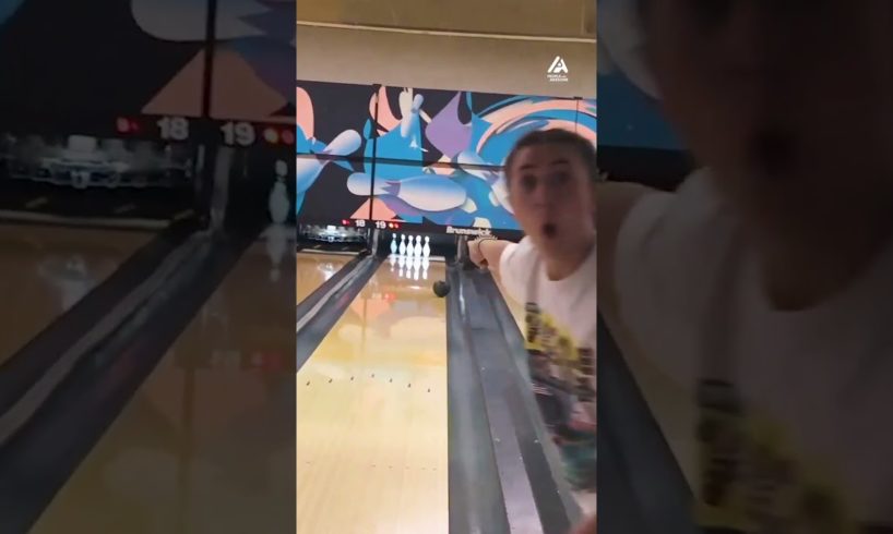 Girl Makes Amazing Bowling Trickshot | People Are Awesome