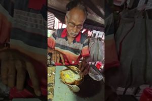 Kaka Preparing Egg Sandwich #shorts #ashortaday #indianstreetfood