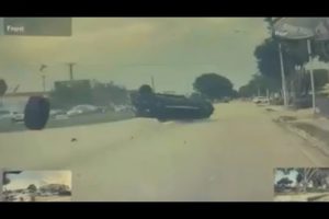 Tesla DASHCAM VIDEO captures Miami-Dade POLICE CHASE and MULTI-VEHICLE CRASH