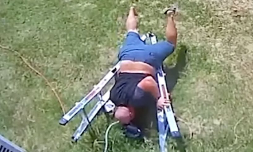 You're Doing It Wrong! Total Idiots at Life