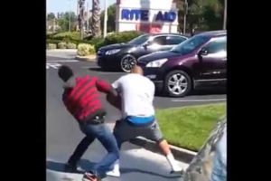 CRAZY STREET FIGHTS CAUGHT ON CAM