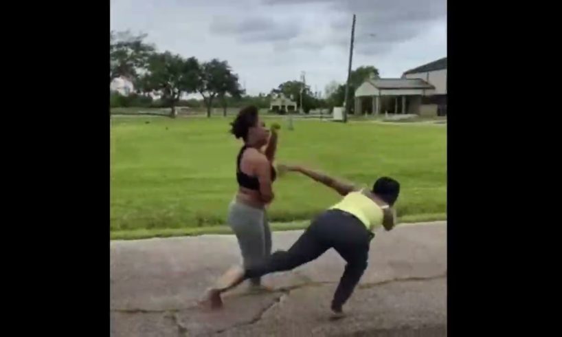 Funny Fights Naw checc em Out!!!