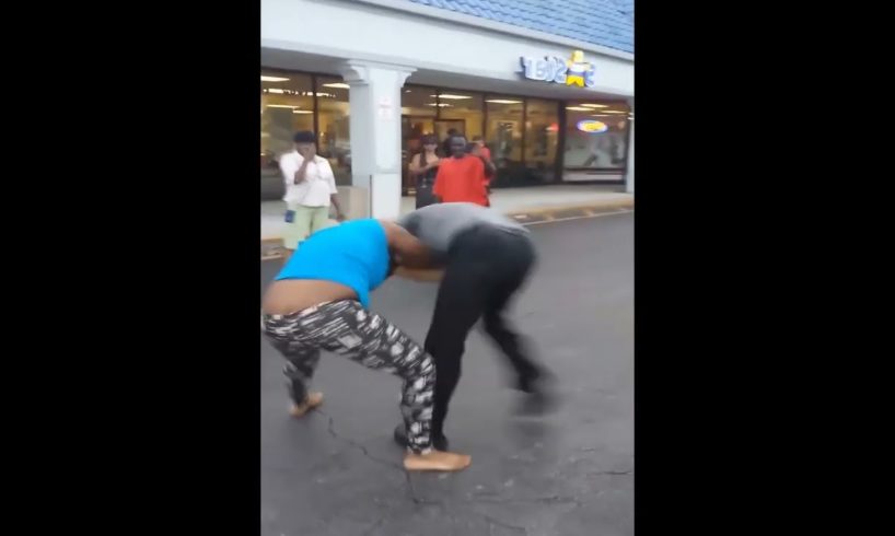 Hood Fights Daytona Beach  Baby moma and Wifey Holly Hill Plaza Fight  Dope Dick Zay | Street Fights