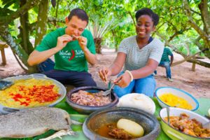 Jungle Food Challenge - EXTREME BUSHMEAT in Ivory Coast, West Africa!! 🇨🇮