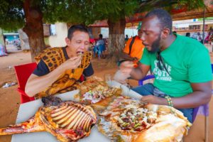 Mutton BBQ on the Street!! AFRICAN STREET FOOD - Choukouya in Côte d'Ivoire!!