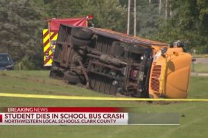 Student dead, more than 20 hospitalized after Ohio bus crash