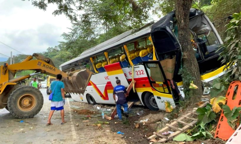 TOP 10 EXTREME IDIOTS DANGEROUS IN TRUCK & CAR FAILS - STUPID VS BAD DAY AT WORK FAILS 2023