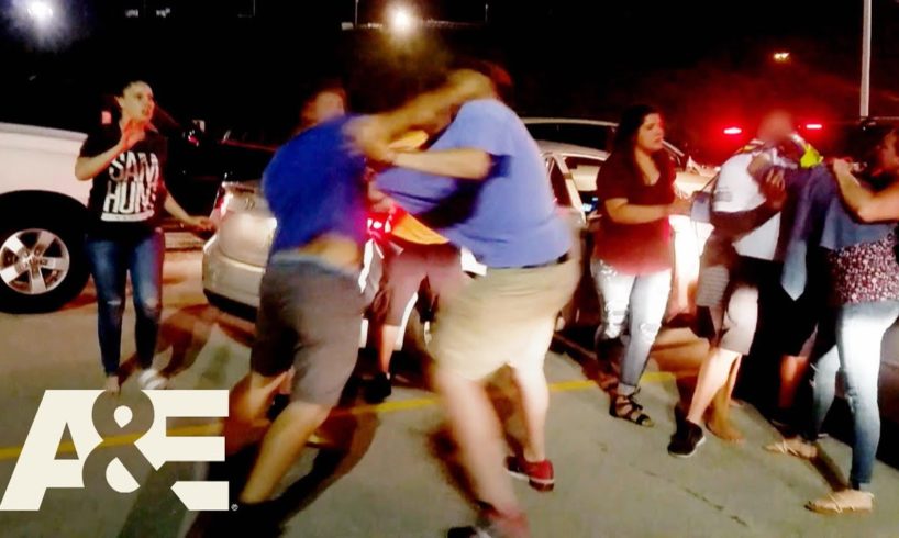 Traffic After a Concert Leads to Brawl | Customer Wars | A&E