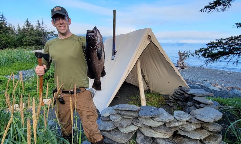 4 Days Alone in Alaska - Bushcraft Camping & Foraging Food