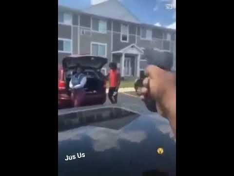 Chicago savage pulls gun out on opps on live