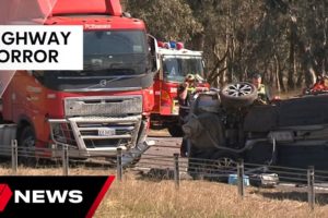 Four people killed in horror crash on Hume Highway | 7NEWS