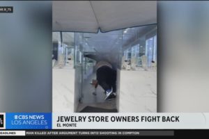 Jewelry store owners fight back against attempted robber in El Monte