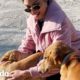 Mujer encuentra una familia de perros en sus vacaciones y no puede dejarlos | Dodo Héroes | El Dodo