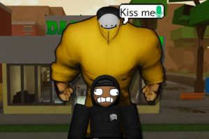 ROBLOX biggest giant street fights me in Da Hood