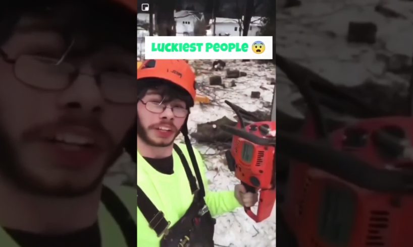 THE LUCKIEST PEOPLE IN THE WORLD 🤯 ( this was amazing ) #shorts #funtoxic #ytshorts