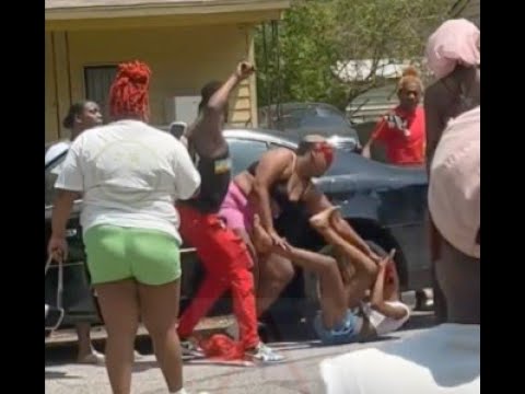 Women fights compilation 10. Best street fights, Hood fights, powerful scraps & intense brawls 🔥🗡️