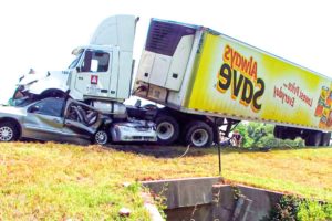 Best Top New Dangerous Truck & Car Crash On Highway - Idiot At Work September Fails Of Year 2023