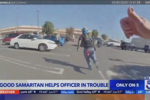 Good samaritan helps officer in trouble