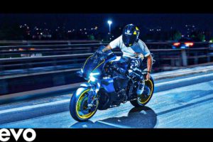 Living life in the night - Yamaha R1M (feat. Michelle Fantazzini & Emazeoli)