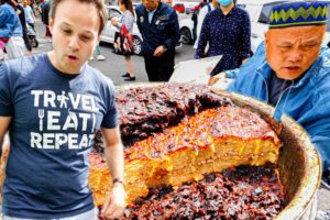 MUSLIM Chinese Street Food Tour in Xi'an, China - 6 INCREDIBLE Muslim Street Foods in Xi'an, China!