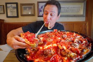 Ultimate CHICAGO PIZZA TOUR!! 🍕 From Thin Crust to Deep Dish - Best Pizza Chicago!!