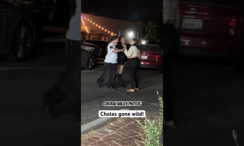 Cholas fighting outside a club near downtown Fresno. #chola #fight #california #shorts #funny