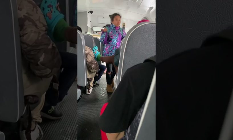 Girl tries to start fight on school bus