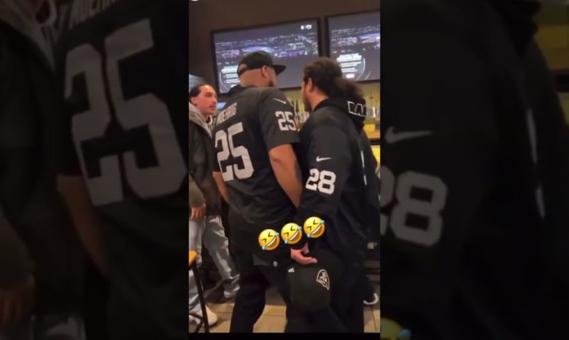 Raiders fans fight at ￼ Buffalo wild wings 🤦🏾‍♂️😂😂👎🏽￼