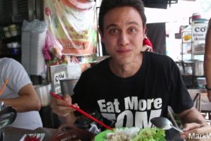 Ca Kho To - Eating Vietnamese Braised Catfish in Saigon