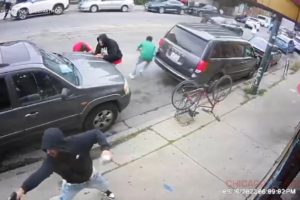 Chicago shootout that injured innocent bystander caught on video