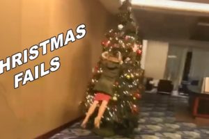 TRY NOT TO LAUGH WATCHING FUNNY CHRISTMAS FAILS VIDEOS 2023